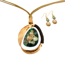 Load image into Gallery viewer, Long Green Leather Pendant Necklace
