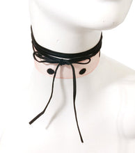 Cargar imagen en el visor de la galería, Lace Choker
