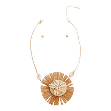 Load image into Gallery viewer, Brown Shell Raffia Pendant Set
