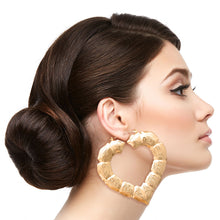 Cargar imagen en el visor de la galería, Large Gold Heart Bamboo Hoop Earrings
