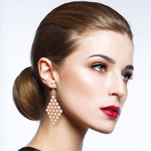 Load image into Gallery viewer, Cream Pearl Stud Diamond Earrings
