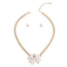 Cargar imagen en el visor de la galería, Gold Octopus Pendant Necklace
