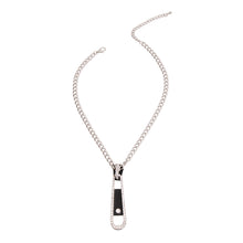 Cargar imagen en el visor de la galería, Black Silver Zipper Pendant Necklace
