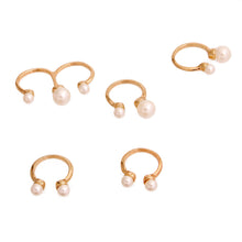 Load image into Gallery viewer, Cream Pearl Midi Ring Set
