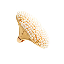 Load image into Gallery viewer, Cream Pearl Elongated Ring
