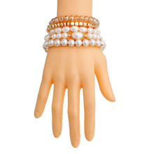 Cargar imagen en el visor de la galería, Cream Pearl and Glass Beads Bracelets
