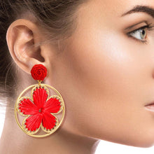 Load image into Gallery viewer, Red Raffia Flower Round Earrings
