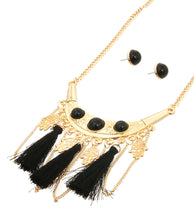 Load image into Gallery viewer, Tribal Black Tassel Necklace Set
