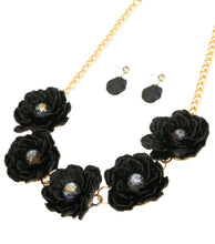 Load image into Gallery viewer, Five Flowers Necklace Set
