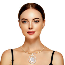 Load image into Gallery viewer, Gold Rigid Hook Round Crystal Choker
