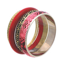 Cargar imagen en el visor de la galería, Burgundy Snake Skin Bangle Set
