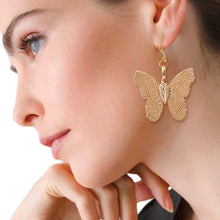 Cargar imagen en el visor de la galería, Gold Dipped Real Leaf Butterfly Earrings
