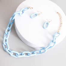 Cargar imagen en el visor de la galería, Aqua Rubber Coated Chain Necklace

