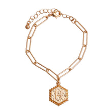 Cargar imagen en el visor de la galería, H Hexagon Initial Charm Bracelet
