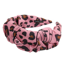 Cargar imagen en el visor de la galería, Fuchsia Leopard Print Ultra Soft Headband
