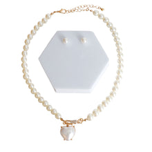 Load image into Gallery viewer, Cream Pearl Heart Pendant Choker
