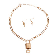 Load image into Gallery viewer, Gold Oval Link Lock Key Necklace
