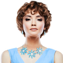 Load image into Gallery viewer, Turquoise Triple Flower Wire Collar
