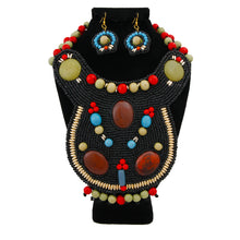 Cargar imagen en el visor de la galería, Black Bead Bib Necklace Set with Green and Red Bead Collar and Detail
